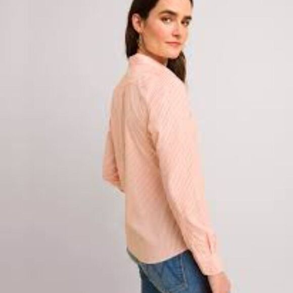 UNTUCKit Top 16 Gifts for Her - Picture 4 of 12